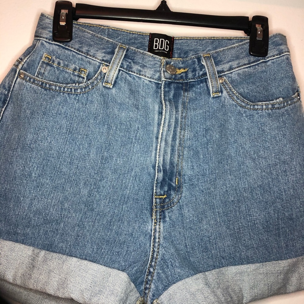 BDG Urban Outfitters Cuffed Mom High Rise Shorts - Picture 7 of 16